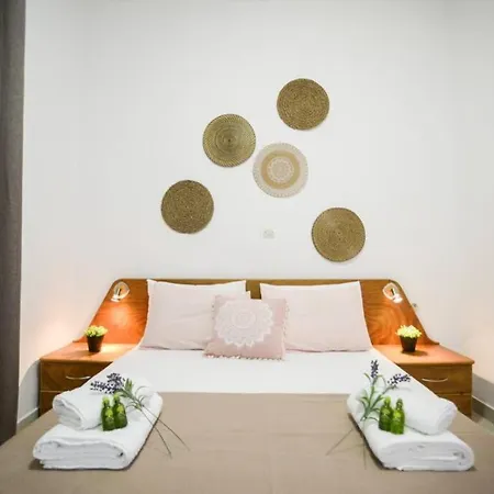 Yolo - Sabbia * Katastárion