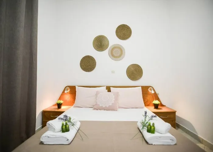 Yolo - Sabbia * Katastarion